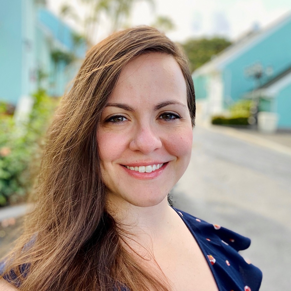 Meet your Posher, Adriana